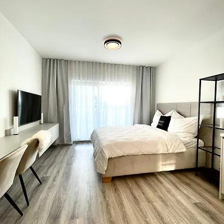 شقة Brand New Minimalist Flat, Free Parking & Wifi